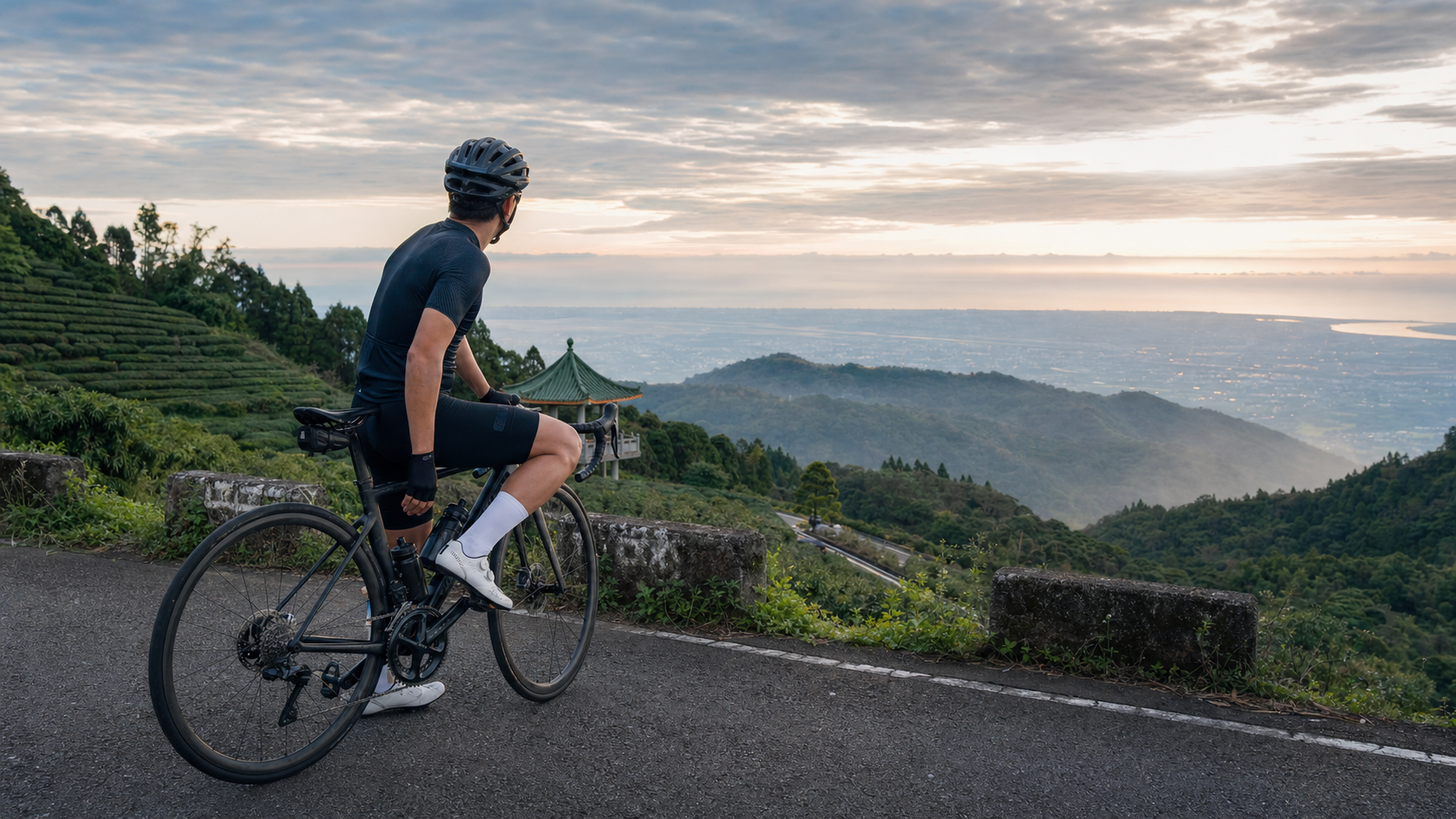 What You See from Wangfeng Pavilion Isn't Just the Chianan Plain: A Cycling Reflection on the Meishan Hills