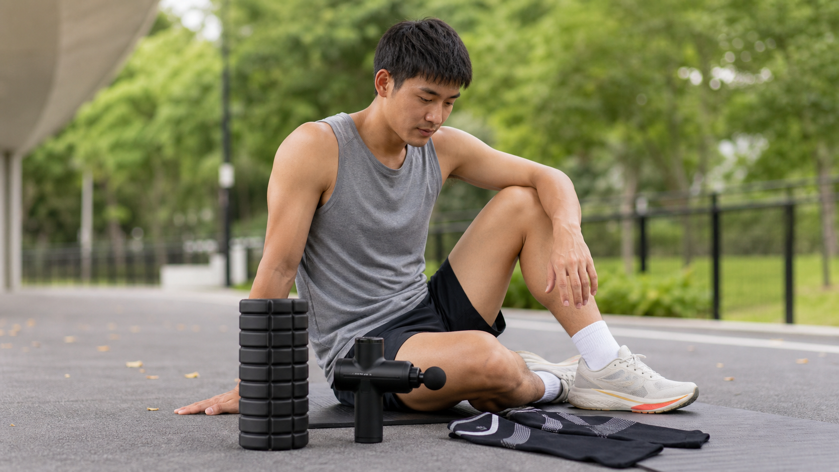 路跑的恢復工具比較：泡棉滾筒、按摩槍、壓力襪的使用時機